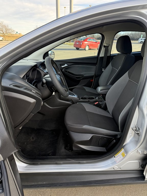 2014 Ford Focus Image 11