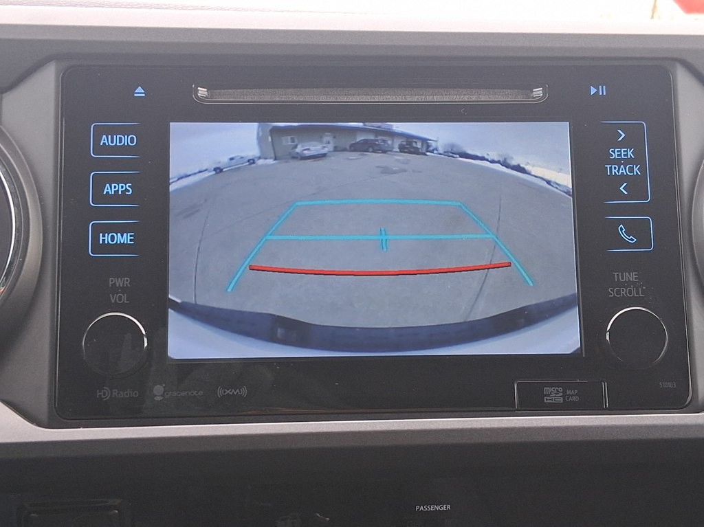 2016 Toyota Tacoma Image 25