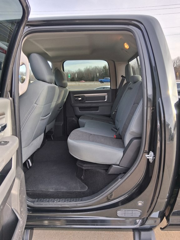 2015 RAM 2500 Image 15