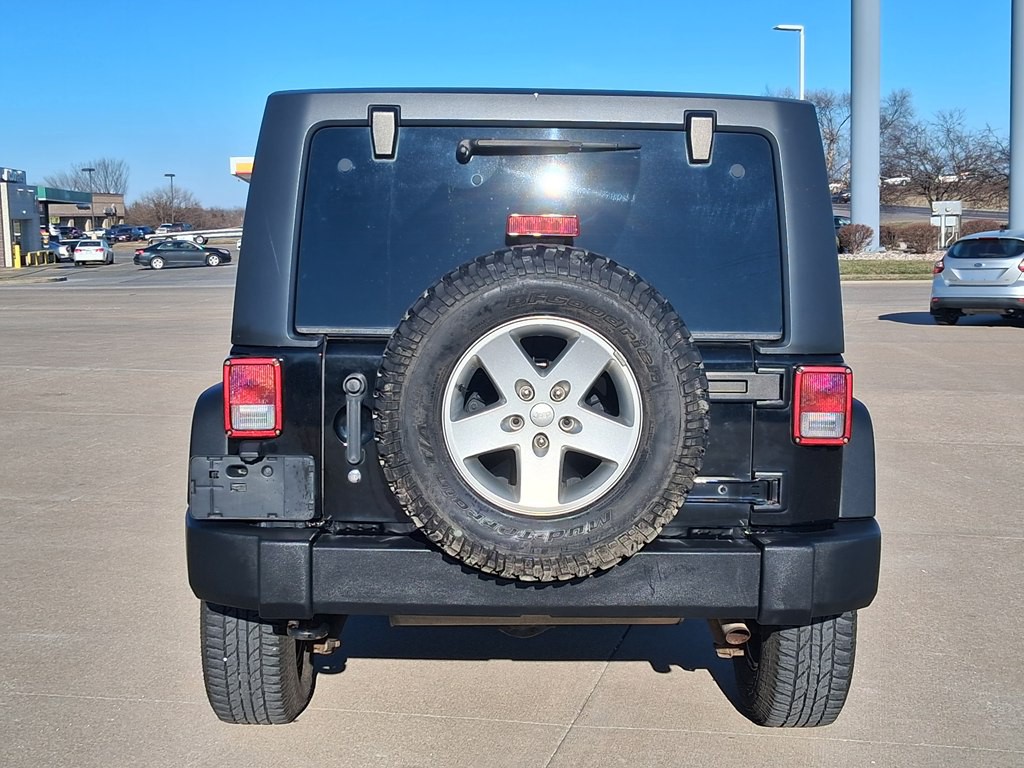 2012 Jeep Wrangler Unlimited Image 4