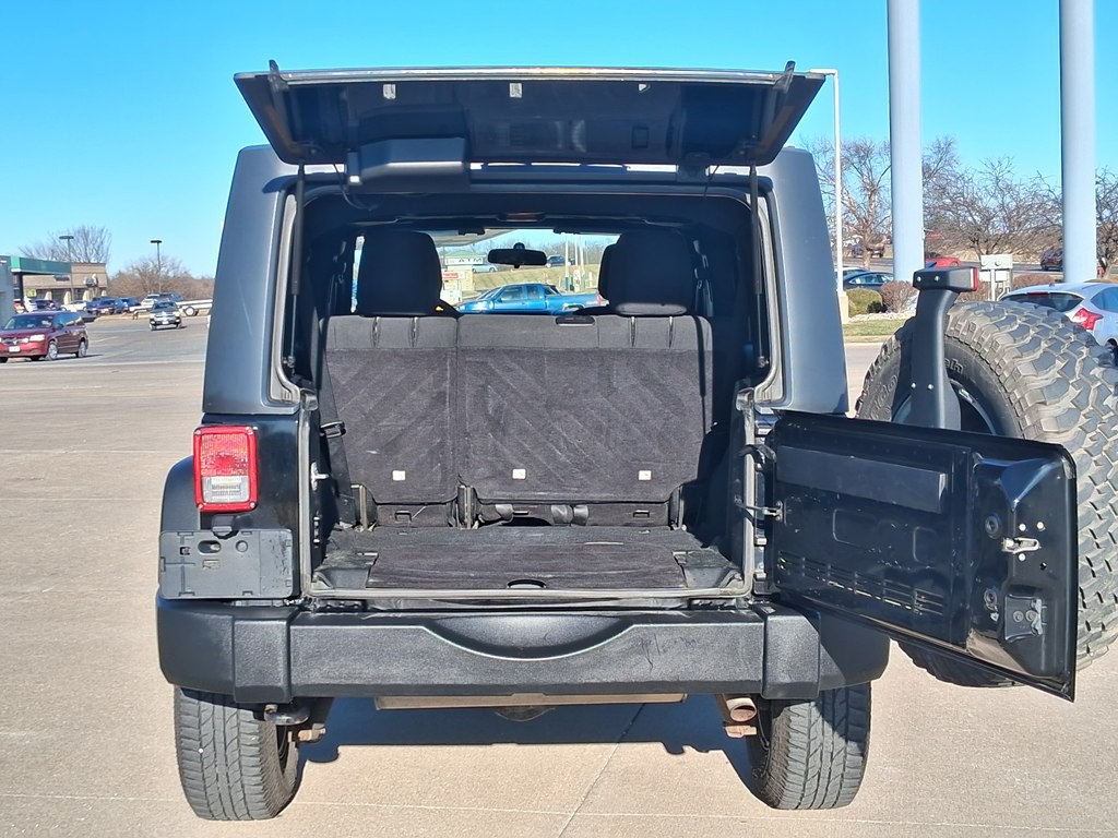 2012 Jeep Wrangler Unlimited Image 14