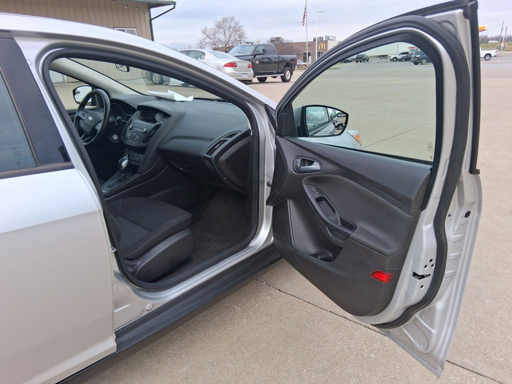 2018 Ford Focus Image 16