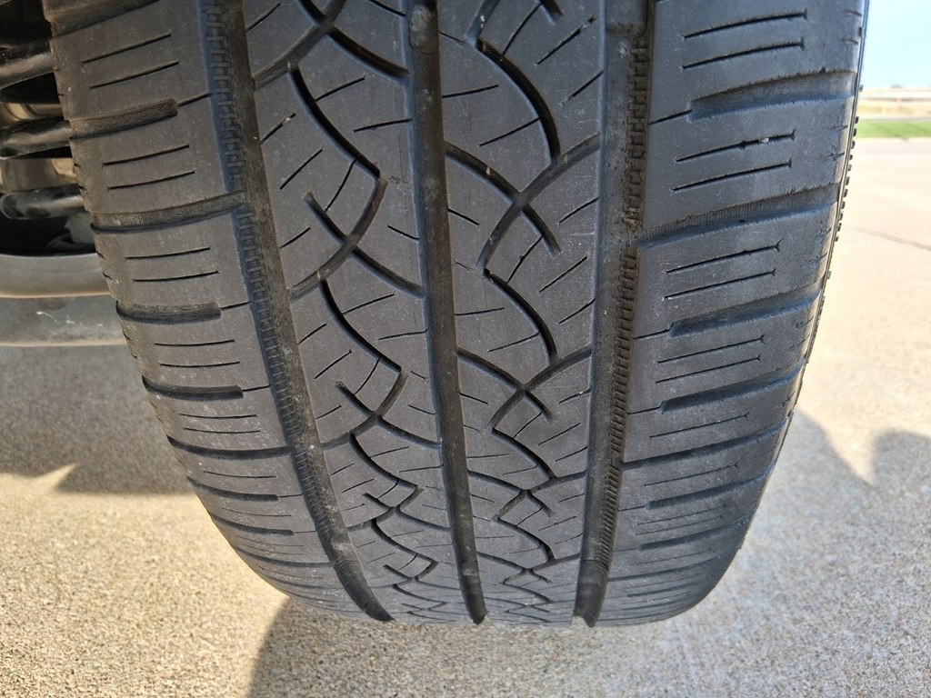 2017 Jeep Cherokee Image 10