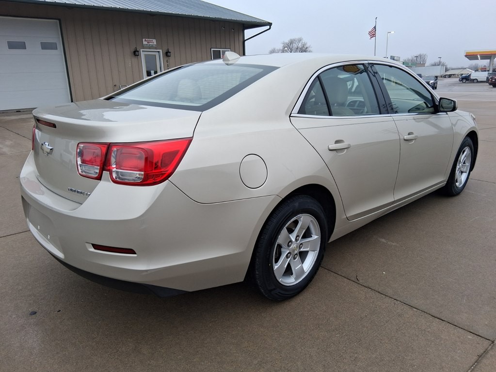 2013 Chevrolet Malibu Image 6