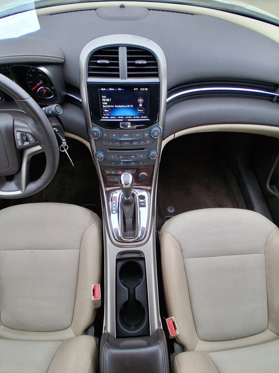 2013 Chevrolet Malibu Image 20