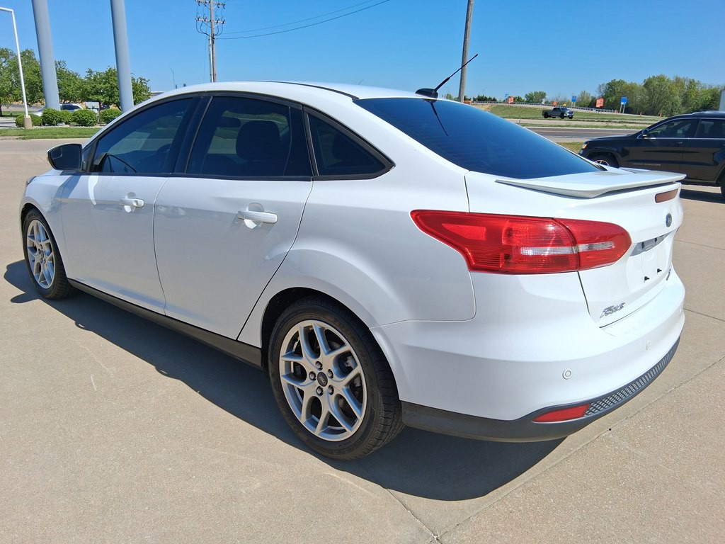 2015 Ford Focus Image 3
