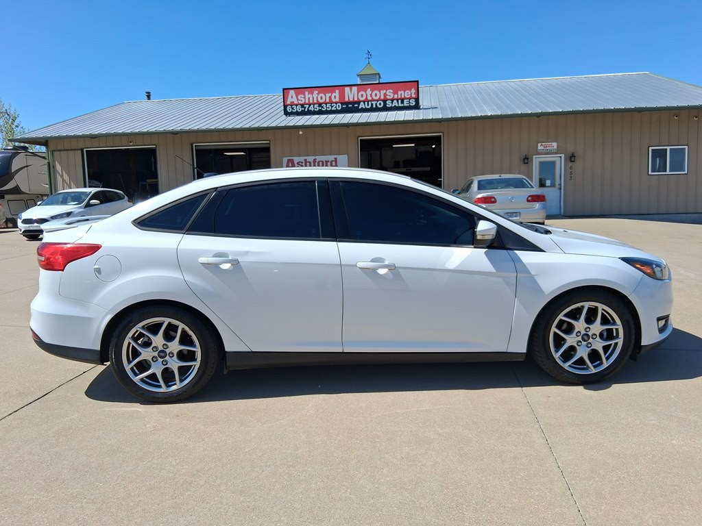 2015 Ford Focus Image 6