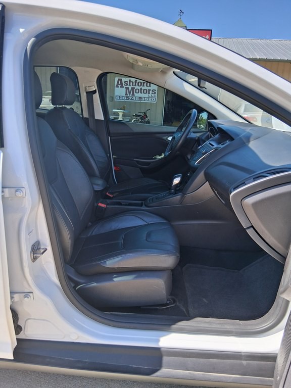 2015 Ford Focus Image 18