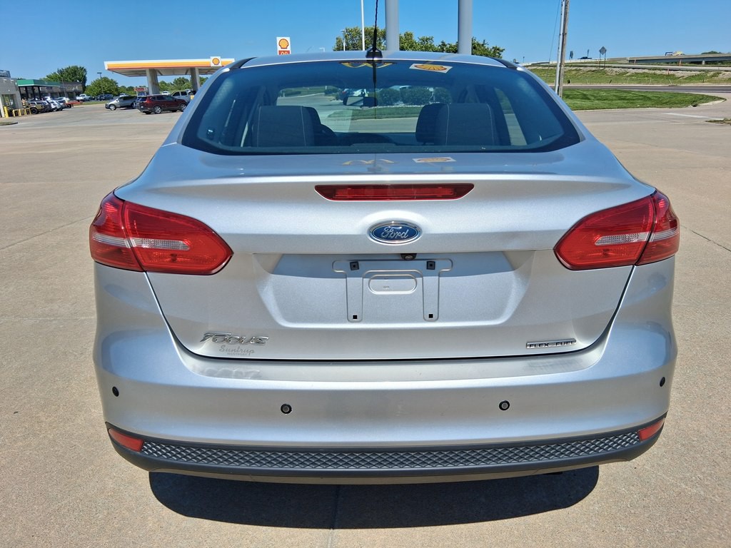 2016 Ford Focus Image 4