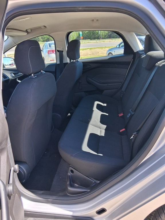 2016 Ford Focus Image 15