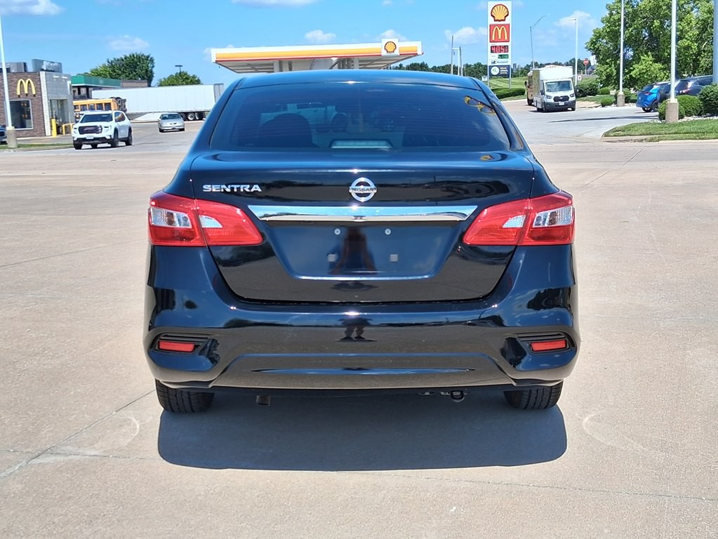 2019 Nissan Sentra Image 4