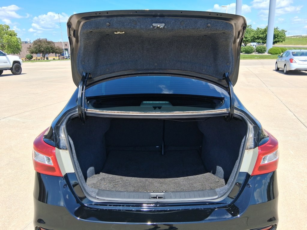2019 Nissan Sentra Image 9