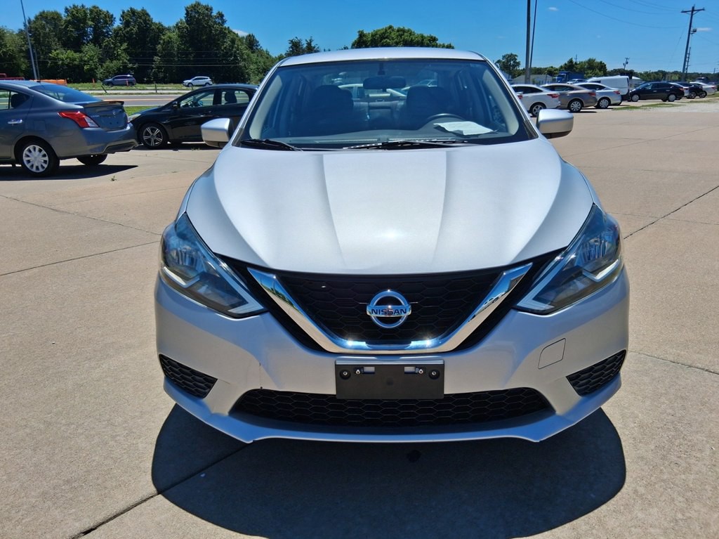 2017 Nissan Sentra Image 8