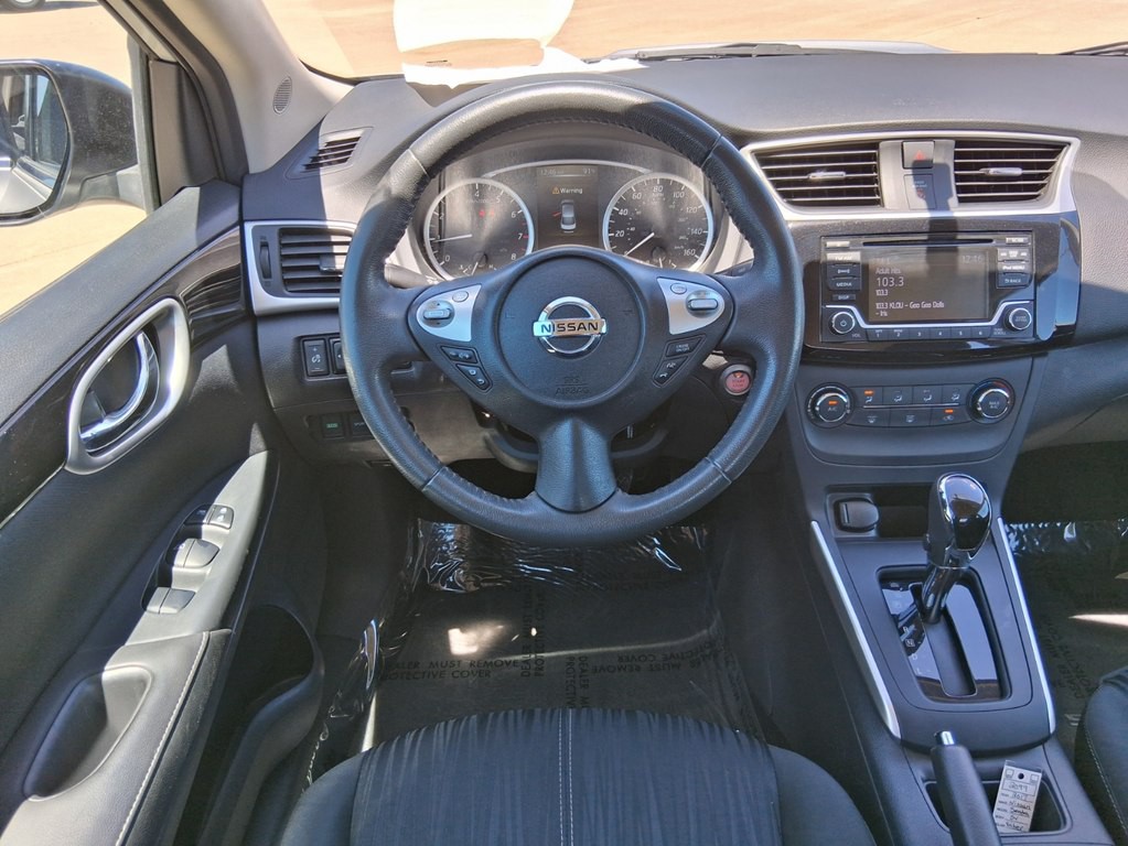 2017 Nissan Sentra Image 19
