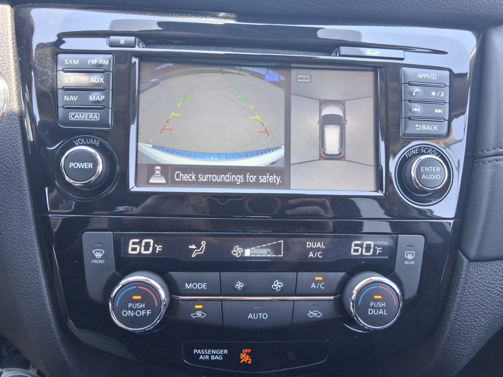 2017 Nissan Rogue Image 15