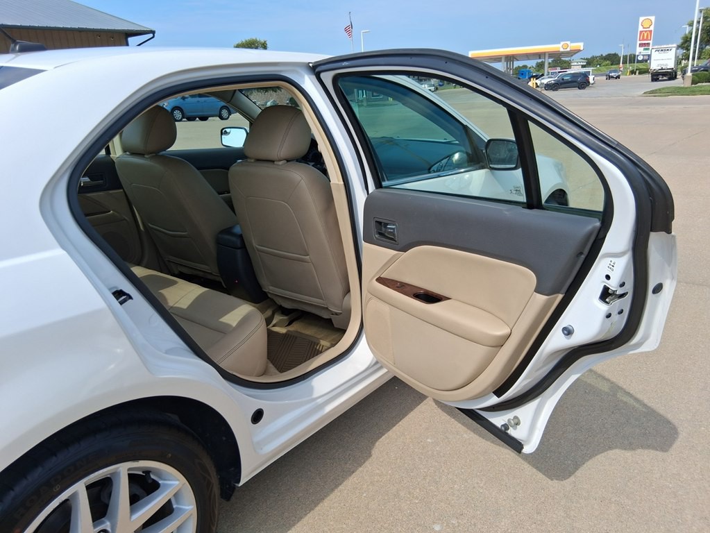 2012 Ford Fusion Image 14
