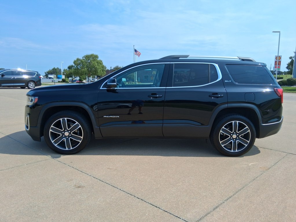 2021 GMC Acadia Image 2