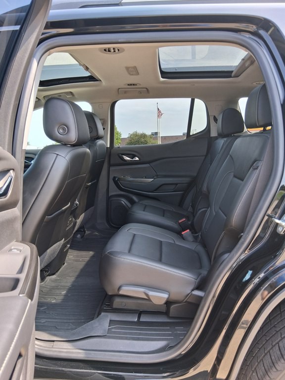 2021 GMC Acadia Image 13