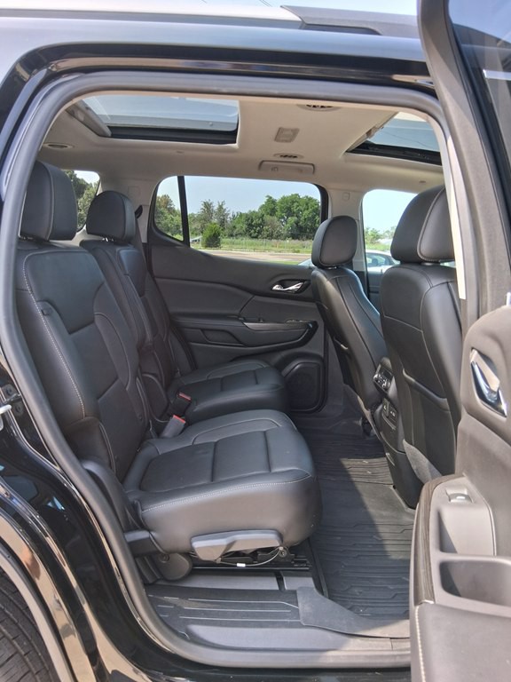 2021 GMC Acadia Image 16