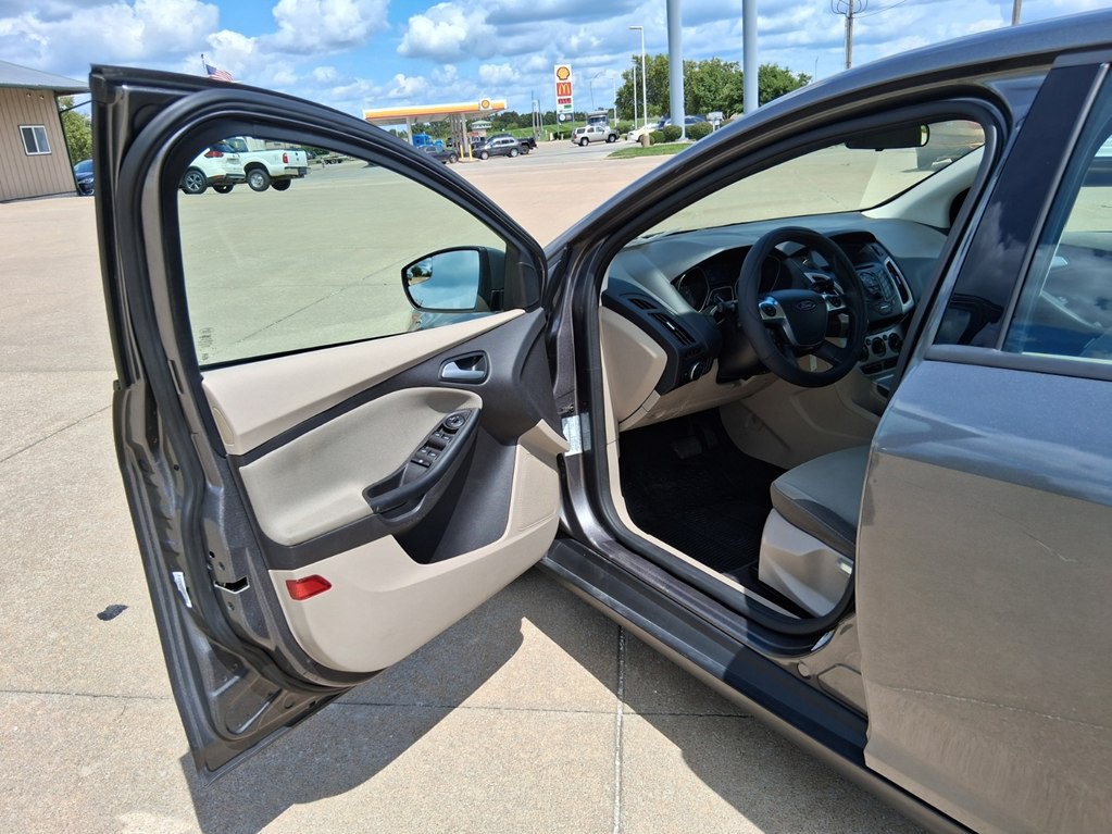 2014 Ford Focus Image 11