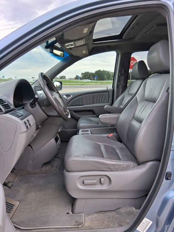 2010 Honda Odyssey Image 13