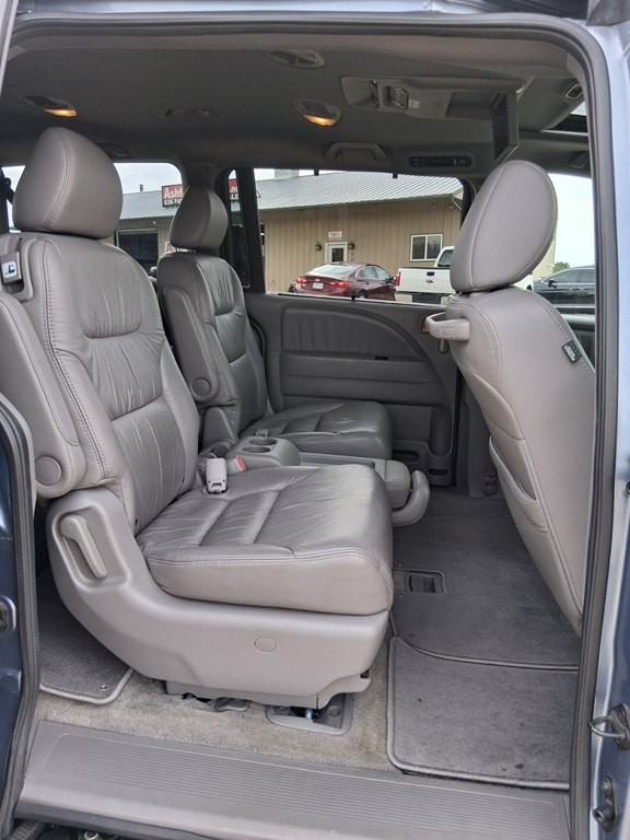 2010 Honda Odyssey Image 16