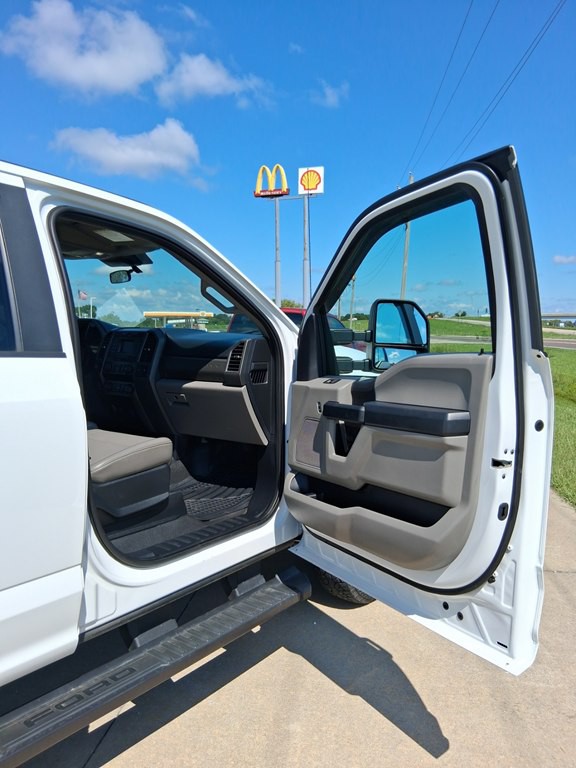 2021 Ford F-250 Image 17