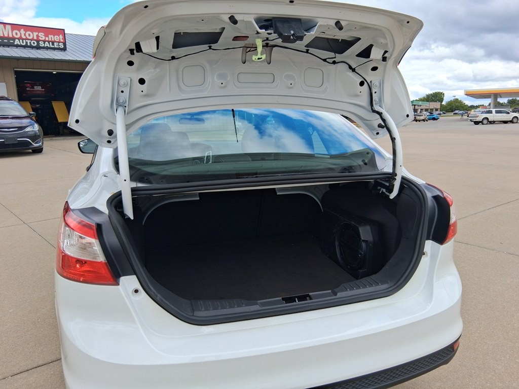 2013 Ford Focus Image 9
