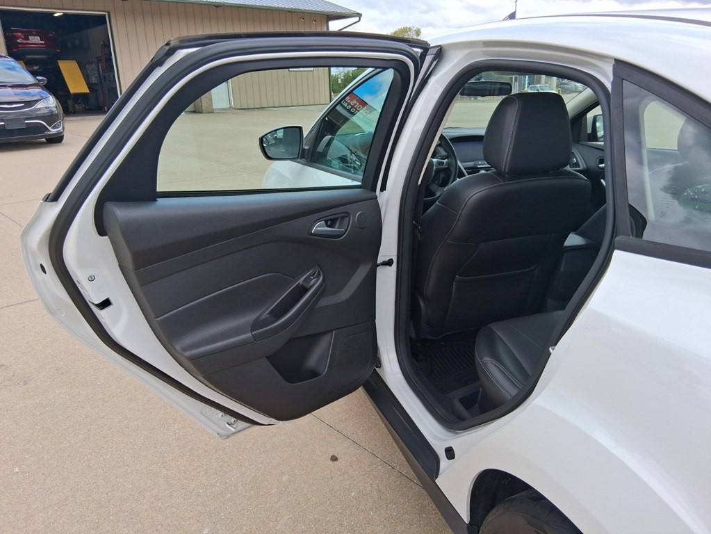 2013 Ford Focus Image 12