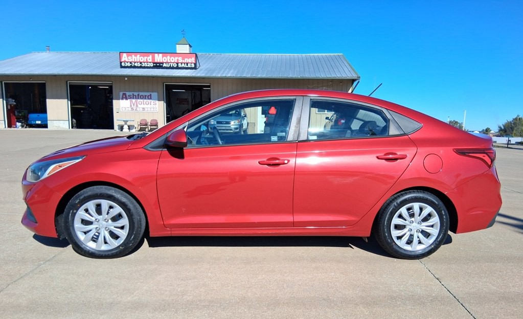2019 Hyundai Accent Image 6