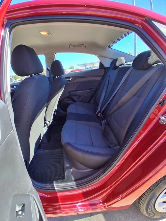 2019 Hyundai Accent Image 12