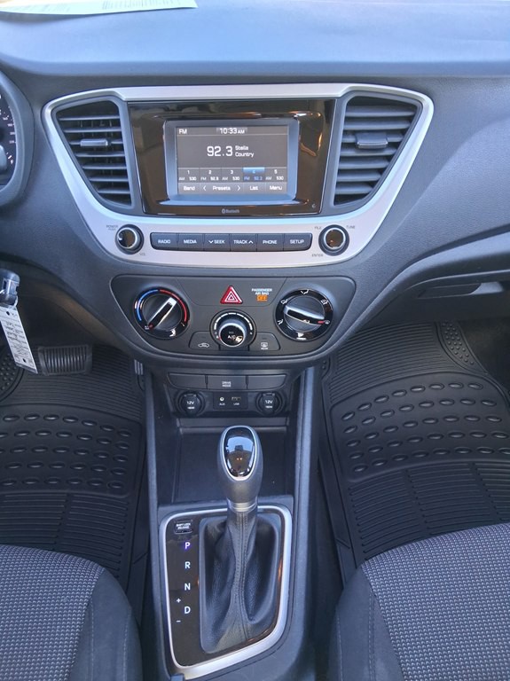 2019 Hyundai Accent Image 21