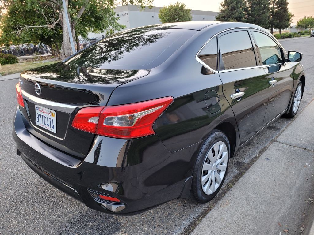 2019 Nissan Sentra Image 3