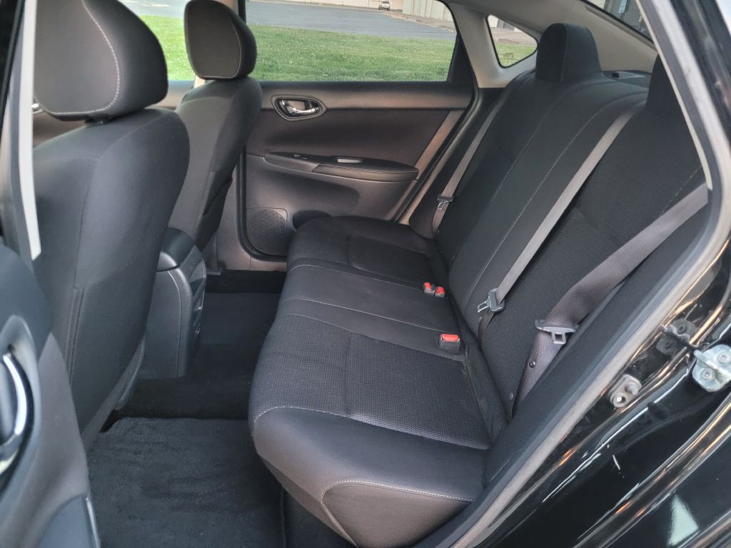 2019 Nissan Sentra Image 9