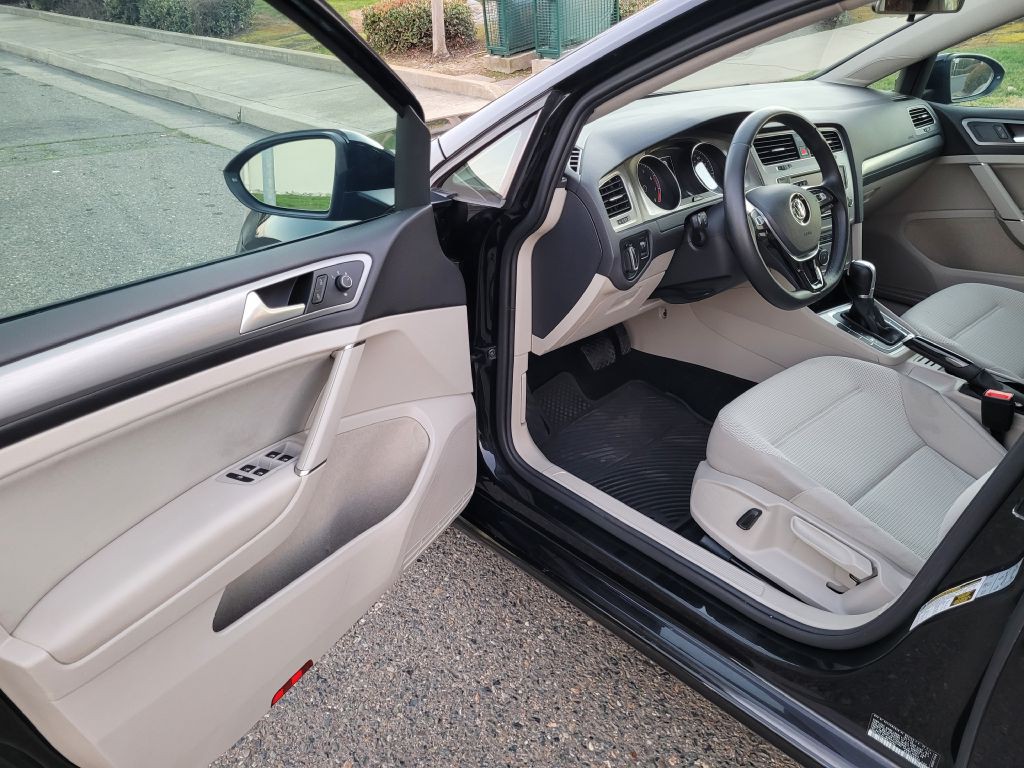 2016 Volkswagen Golf Image 7