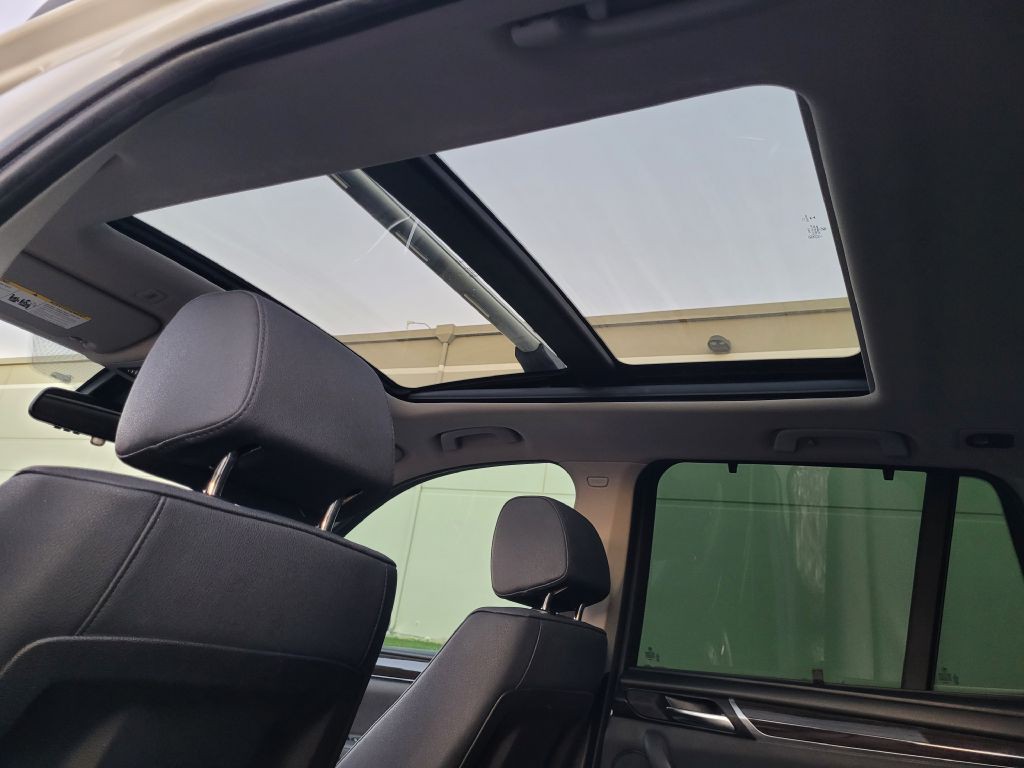 2016 BMW X3 Image 17