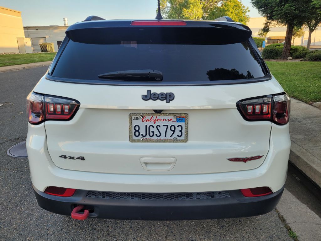 2017 Jeep Compass Image 6