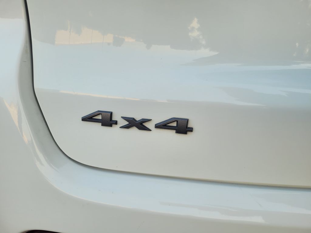 2017 Jeep Compass Image 14