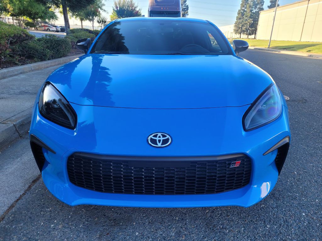 2023 Toyota Gr 86 Image 2