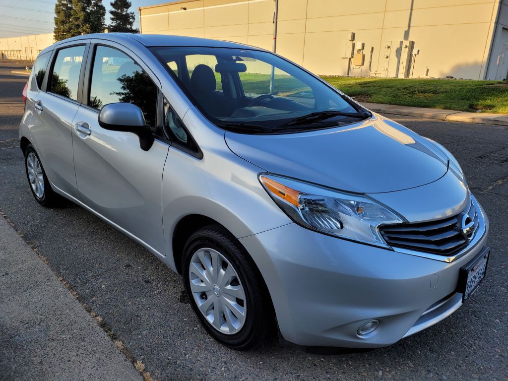 2014 Nissan Versa Image 2