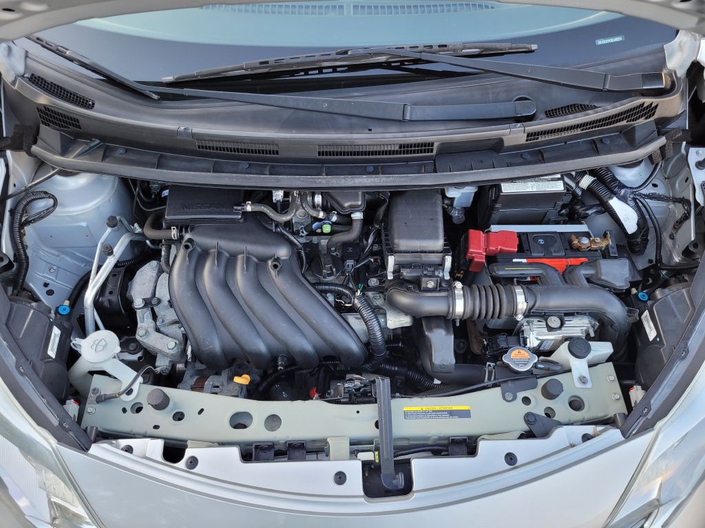 2014 Nissan Versa Image 16