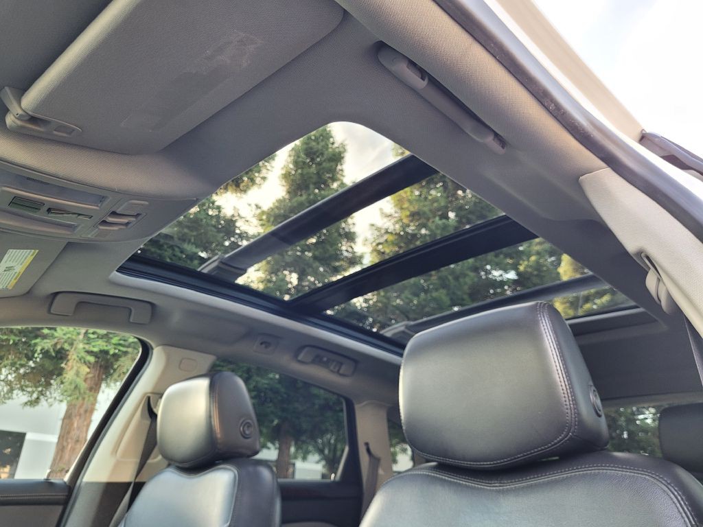 2010 Cadillac SRX Image 20