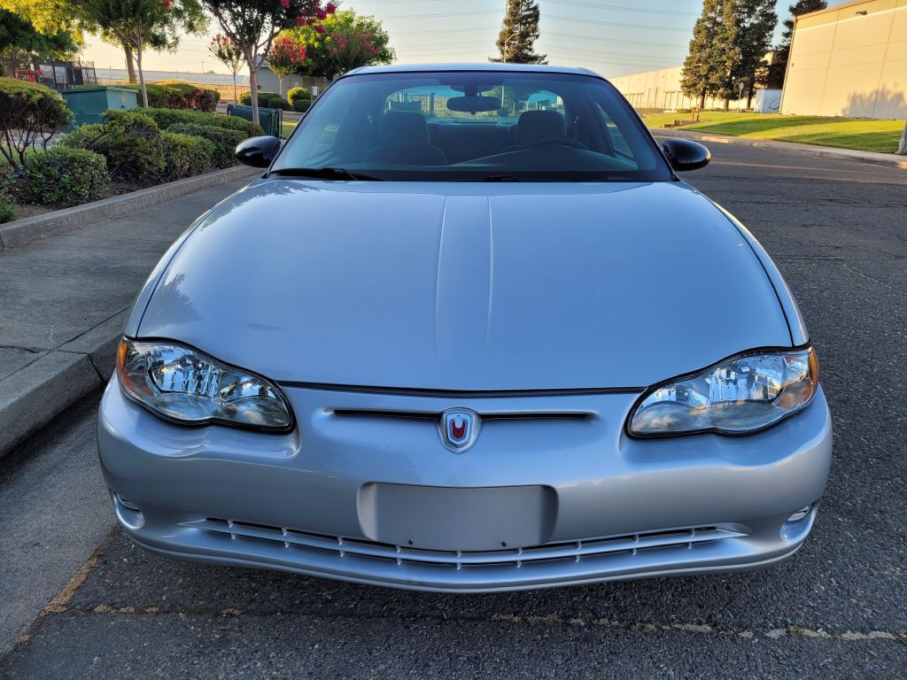 2004 Chevrolet Monte Carlo Image 2