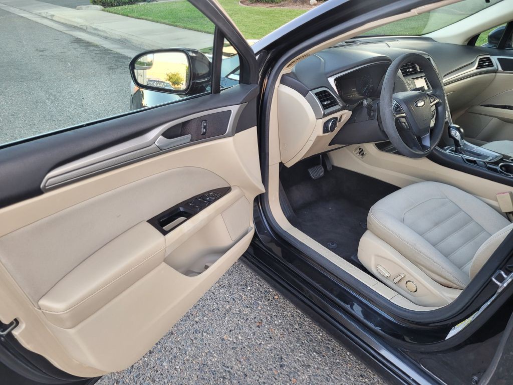 2013 Ford Fusion Image 9