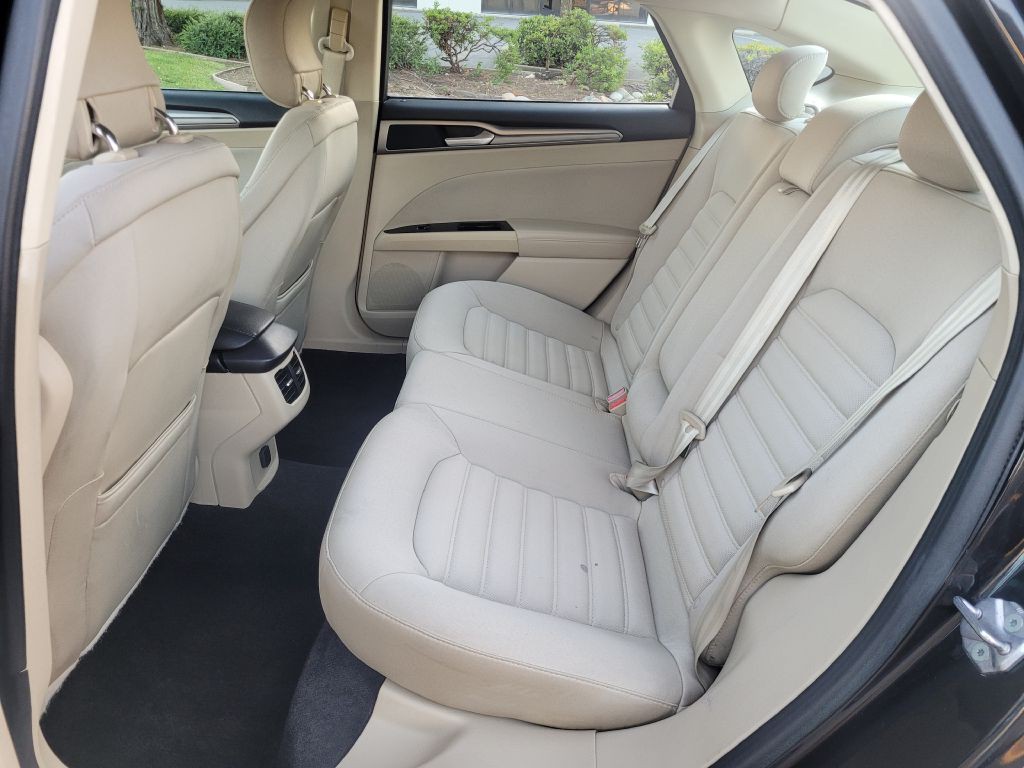 2013 Ford Fusion Image 11