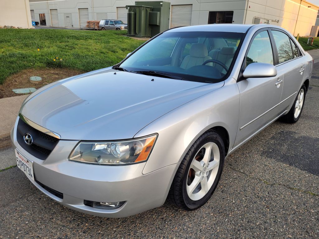 2007 Hyundai Sonata Image 1