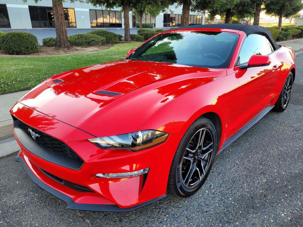 2018 Ford Mustang Image 1
