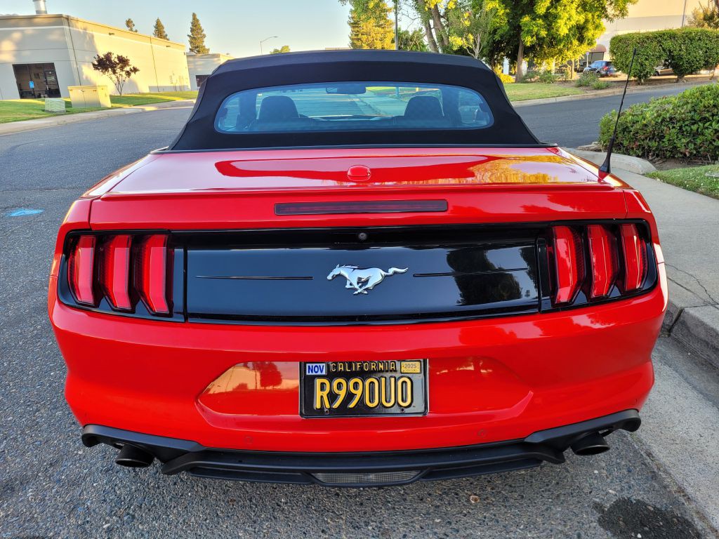 2018 Ford Mustang Image 8