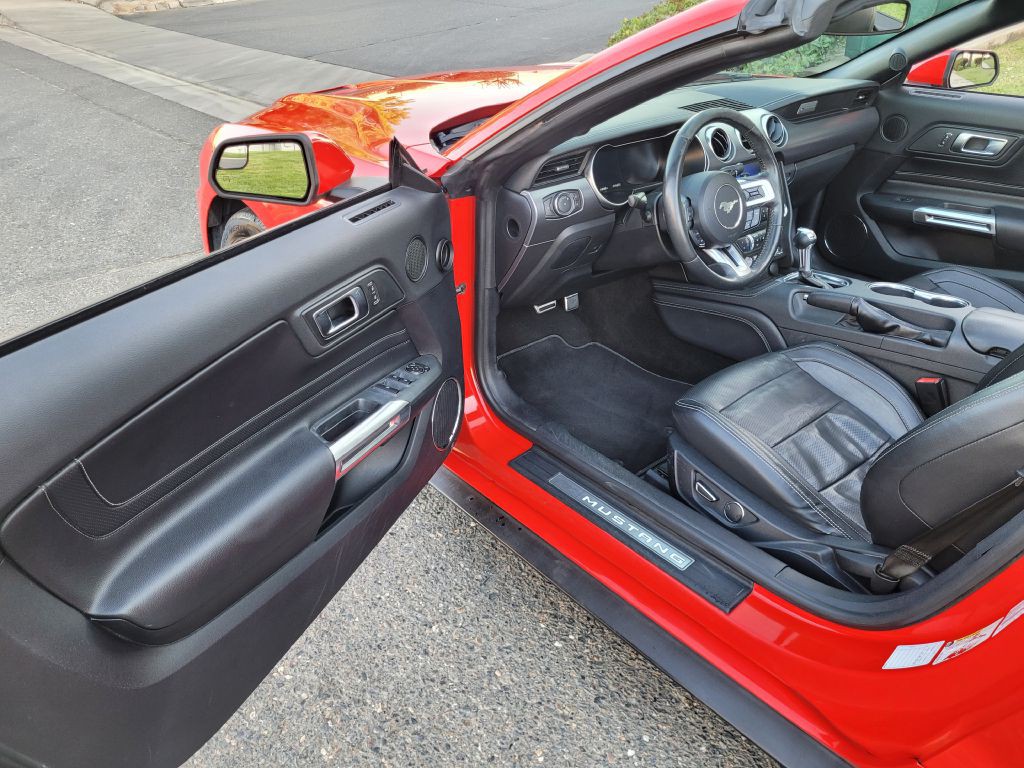 2018 Ford Mustang Image 13