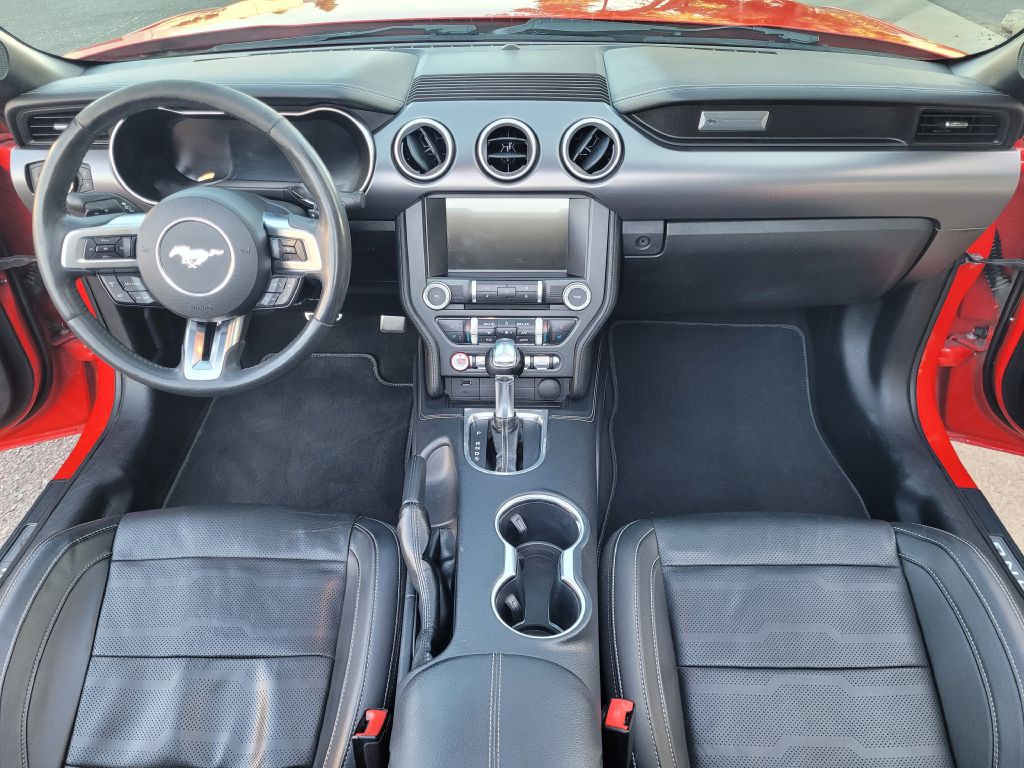 2018 Ford Mustang Image 16